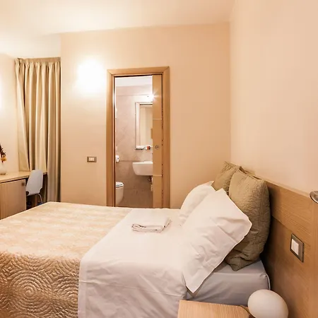 Πανσιόν La Piccola Maison 4*