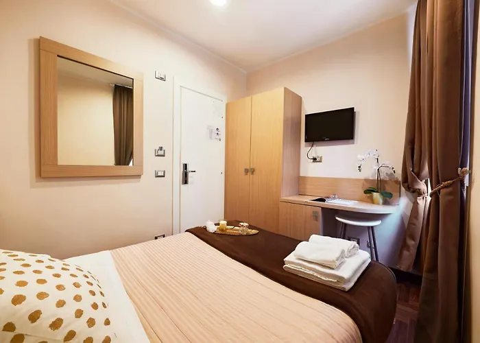 Πανσιόν La Piccola Maison 4*