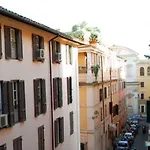 La Piccola Maison