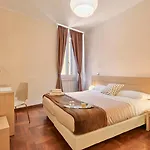 La Piccola Maison בית הארחה